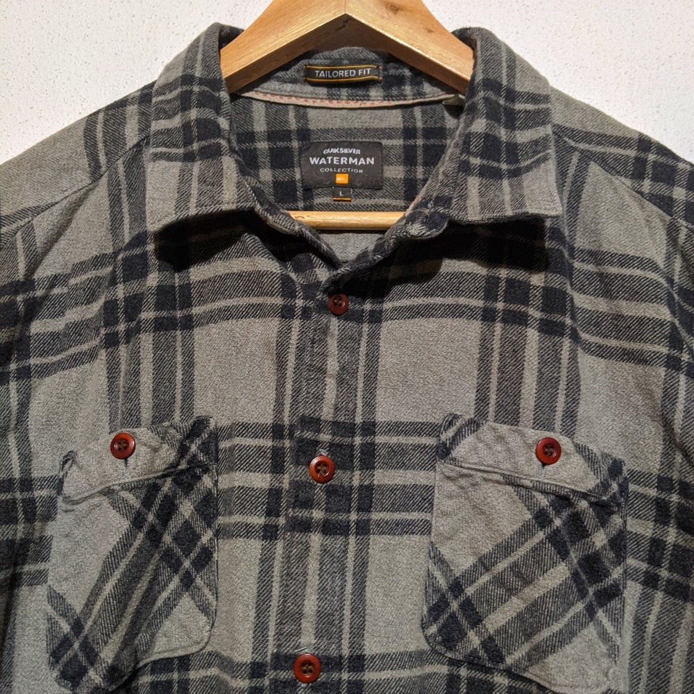 Quicksilver Waterman Collection Tailored Fit Shirt